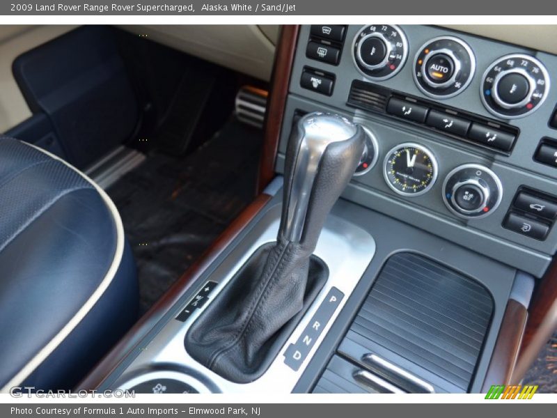 Alaska White / Sand/Jet 2009 Land Rover Range Rover Supercharged
