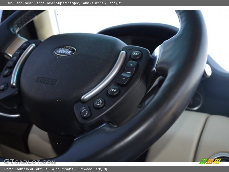 Alaska White / Sand/Jet 2009 Land Rover Range Rover Supercharged