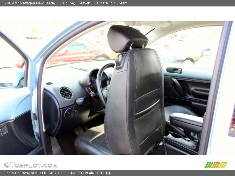 Heaven Blue Metallic / Cream 2009 Volkswagen New Beetle 2.5 Coupe