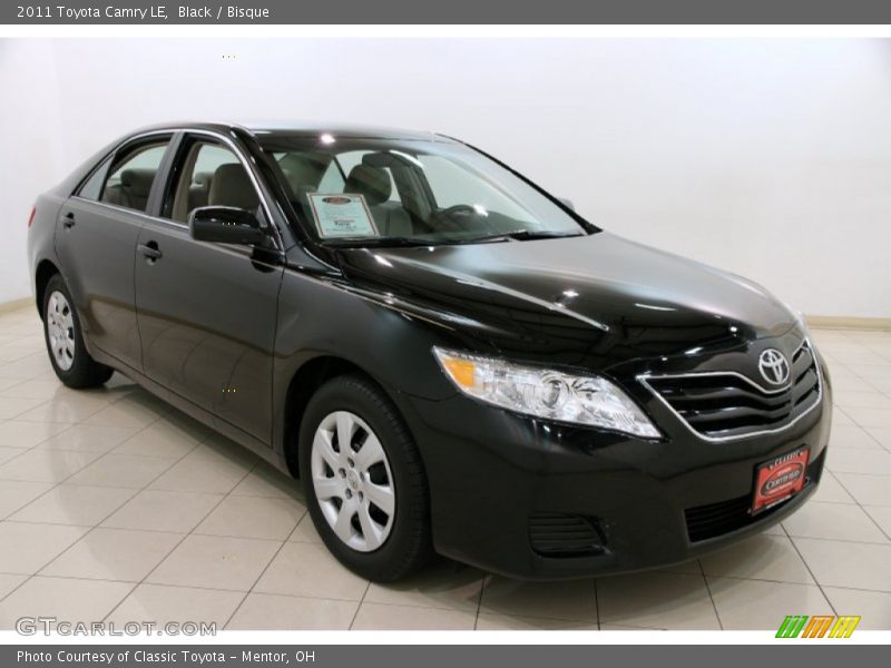 Black / Bisque 2011 Toyota Camry LE