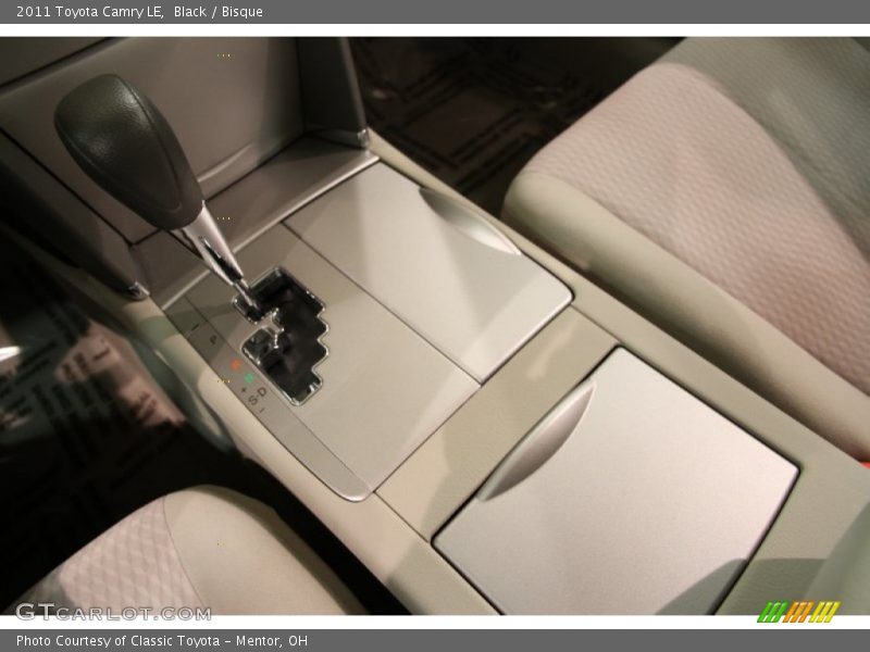 Black / Bisque 2011 Toyota Camry LE
