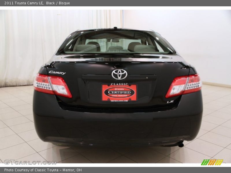 Black / Bisque 2011 Toyota Camry LE