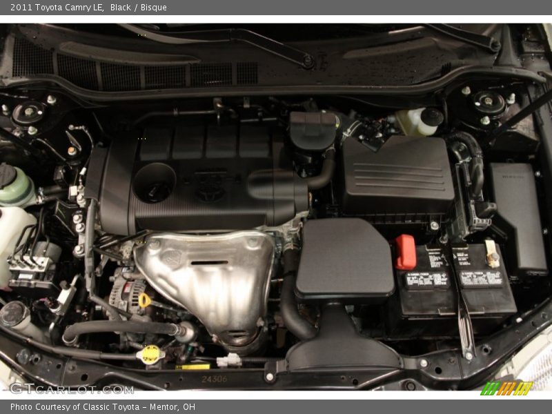 Black / Bisque 2011 Toyota Camry LE