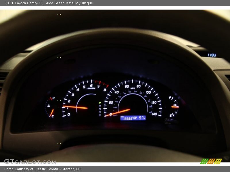 Aloe Green Metallic / Bisque 2011 Toyota Camry LE