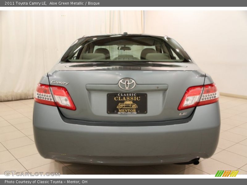 Aloe Green Metallic / Bisque 2011 Toyota Camry LE