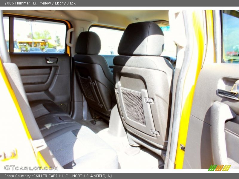 Yellow / Ebony Black 2006 Hummer H3
