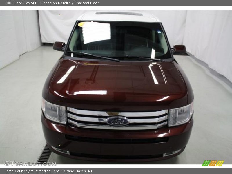 Cinnamon Metallic / Charcoal Black 2009 Ford Flex SEL