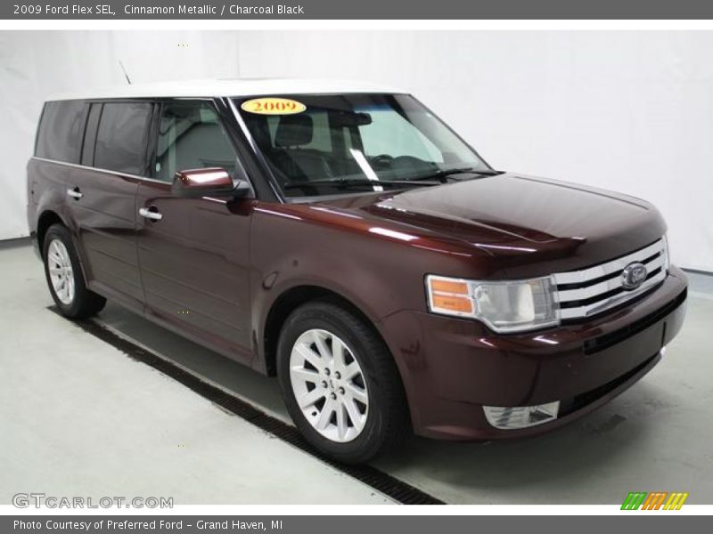 Cinnamon Metallic / Charcoal Black 2009 Ford Flex SEL