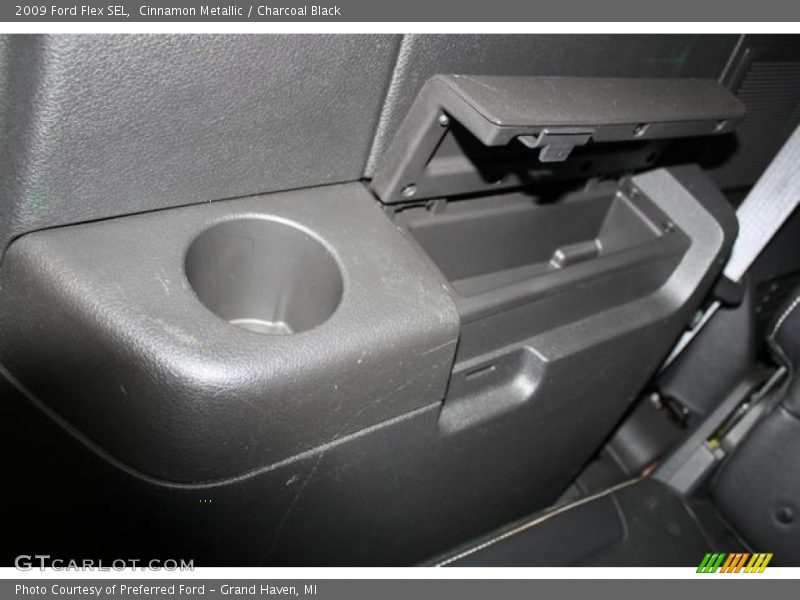 Cinnamon Metallic / Charcoal Black 2009 Ford Flex SEL