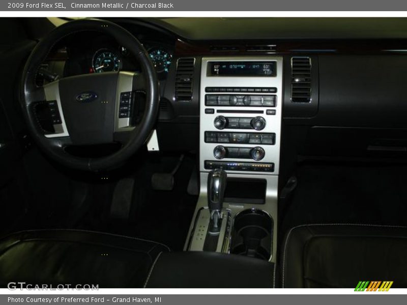 Cinnamon Metallic / Charcoal Black 2009 Ford Flex SEL