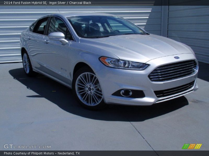 Ingot Silver / Charcoal Black 2014 Ford Fusion Hybrid SE