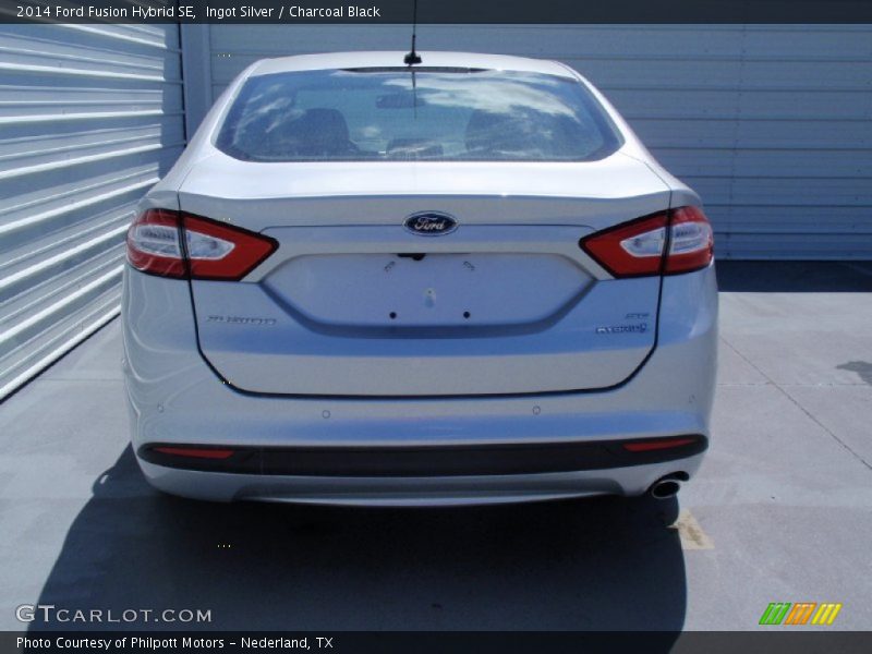 Ingot Silver / Charcoal Black 2014 Ford Fusion Hybrid SE