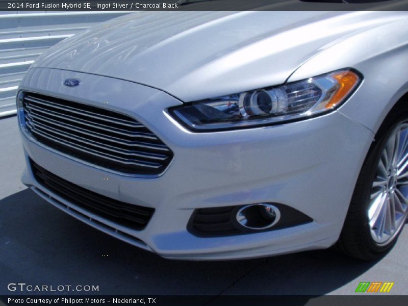 Ingot Silver / Charcoal Black 2014 Ford Fusion Hybrid SE
