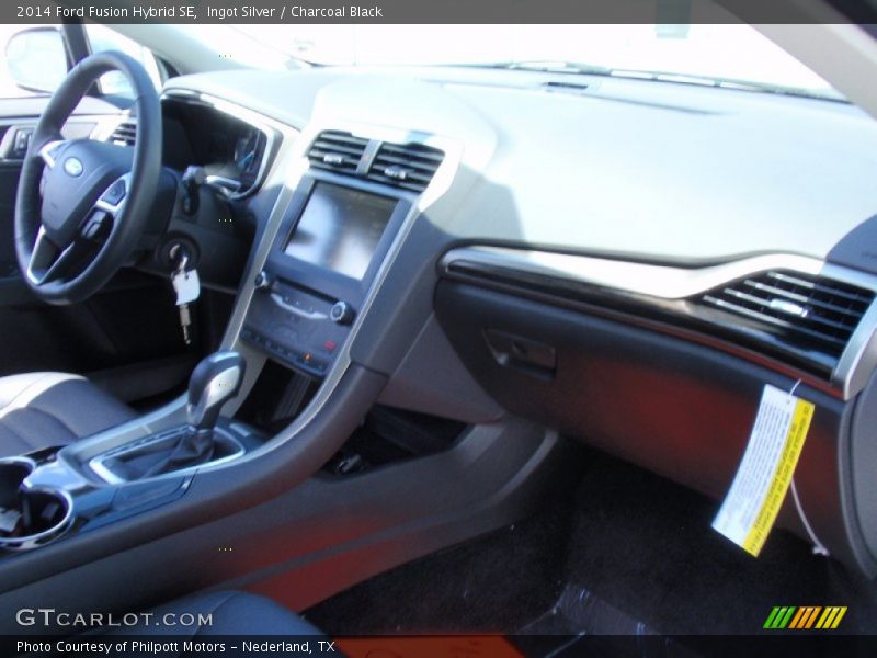 Ingot Silver / Charcoal Black 2014 Ford Fusion Hybrid SE