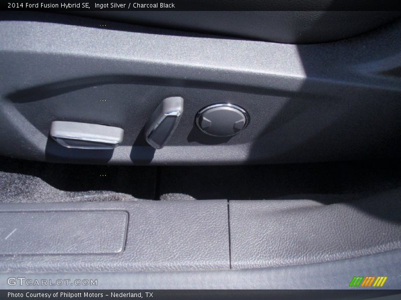 Ingot Silver / Charcoal Black 2014 Ford Fusion Hybrid SE