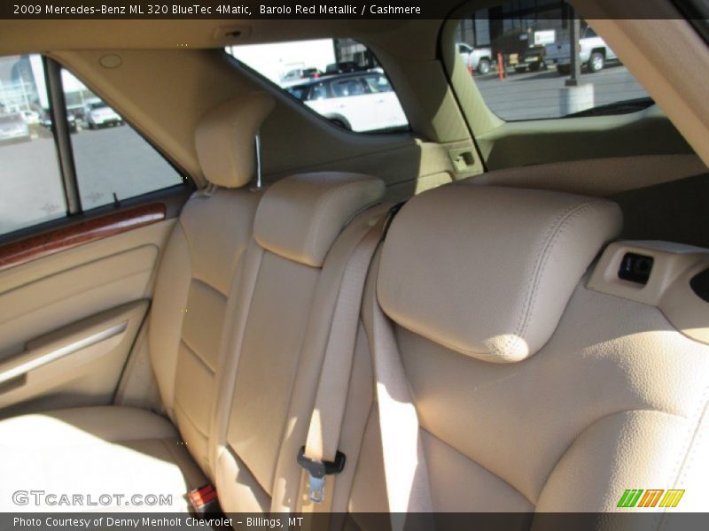 Barolo Red Metallic / Cashmere 2009 Mercedes-Benz ML 320 BlueTec 4Matic