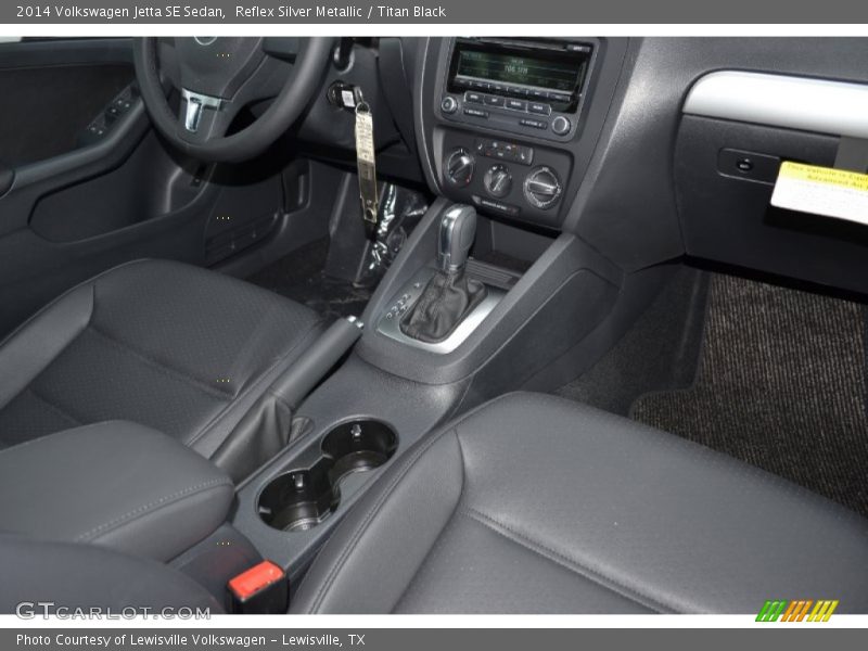 Reflex Silver Metallic / Titan Black 2014 Volkswagen Jetta SE Sedan
