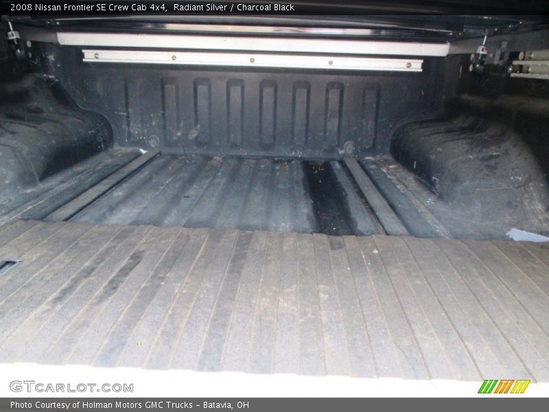 Radiant Silver / Charcoal Black 2008 Nissan Frontier SE Crew Cab 4x4