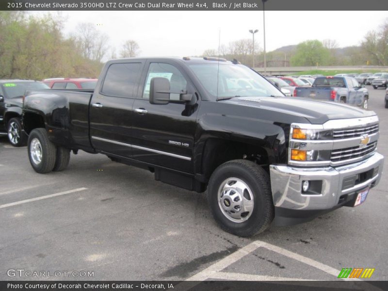 Front 3/4 View of 2015 Silverado 3500HD LTZ Crew Cab Dual Rear Wheel 4x4