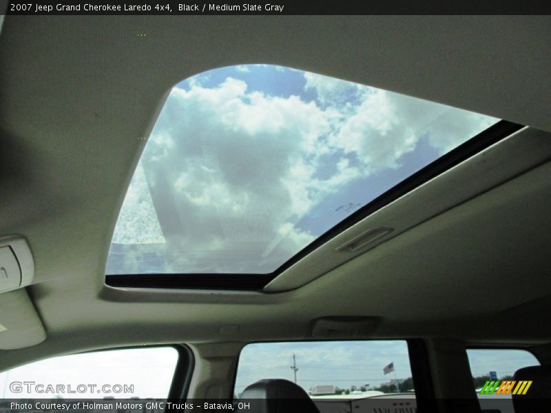 Black / Medium Slate Gray 2007 Jeep Grand Cherokee Laredo 4x4