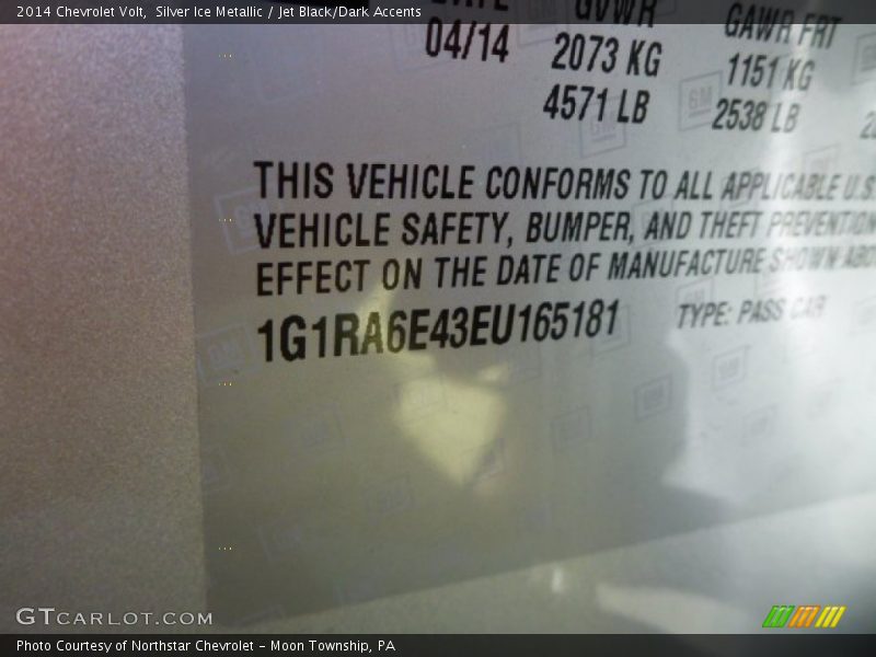 Silver Ice Metallic / Jet Black/Dark Accents 2014 Chevrolet Volt