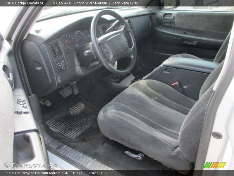 Bright Silver Metallic / Dark Slate Gray 2004 Dodge Dakota SLT Club Cab 4x4