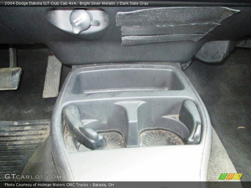 Bright Silver Metallic / Dark Slate Gray 2004 Dodge Dakota SLT Club Cab 4x4
