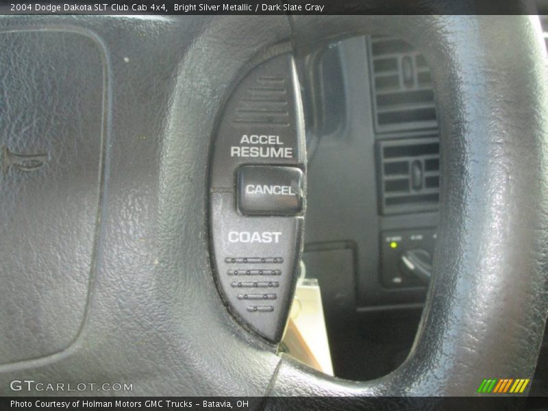 Bright Silver Metallic / Dark Slate Gray 2004 Dodge Dakota SLT Club Cab 4x4