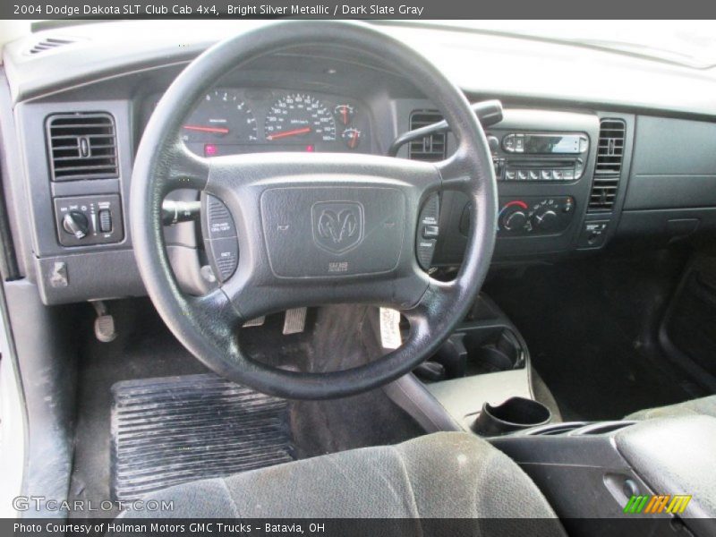 Bright Silver Metallic / Dark Slate Gray 2004 Dodge Dakota SLT Club Cab 4x4