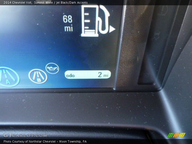 Summit White / Jet Black/Dark Accents 2014 Chevrolet Volt