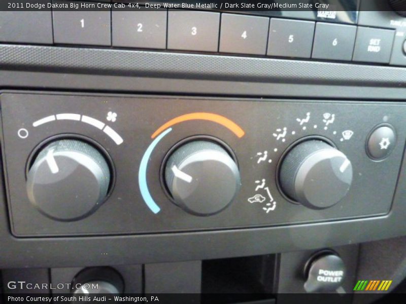 Deep Water Blue Metallic / Dark Slate Gray/Medium Slate Gray 2011 Dodge Dakota Big Horn Crew Cab 4x4