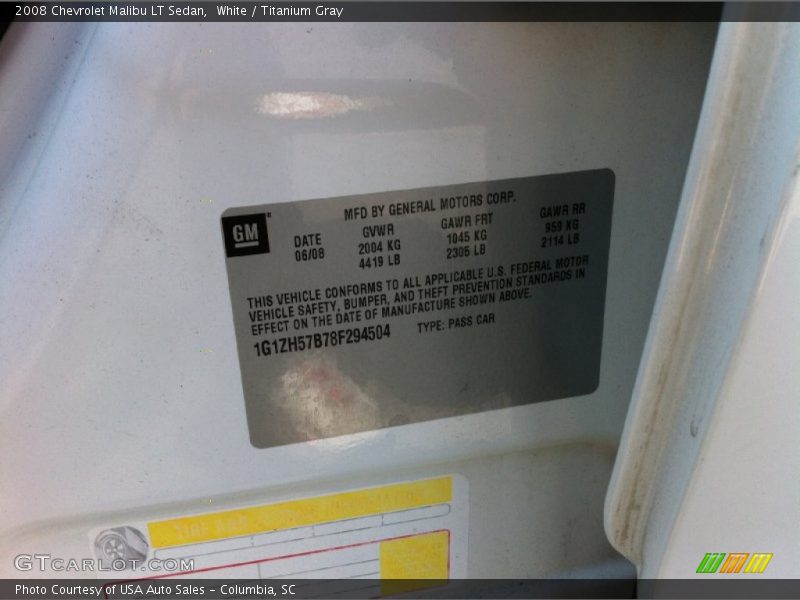 White / Titanium Gray 2008 Chevrolet Malibu LT Sedan