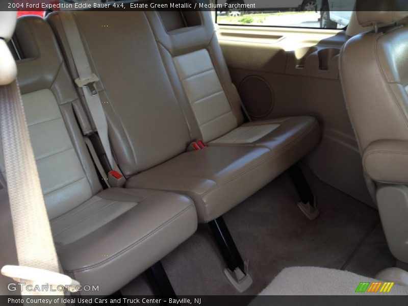 Estate Green Metallic / Medium Parchment 2004 Ford Expedition Eddie Bauer 4x4