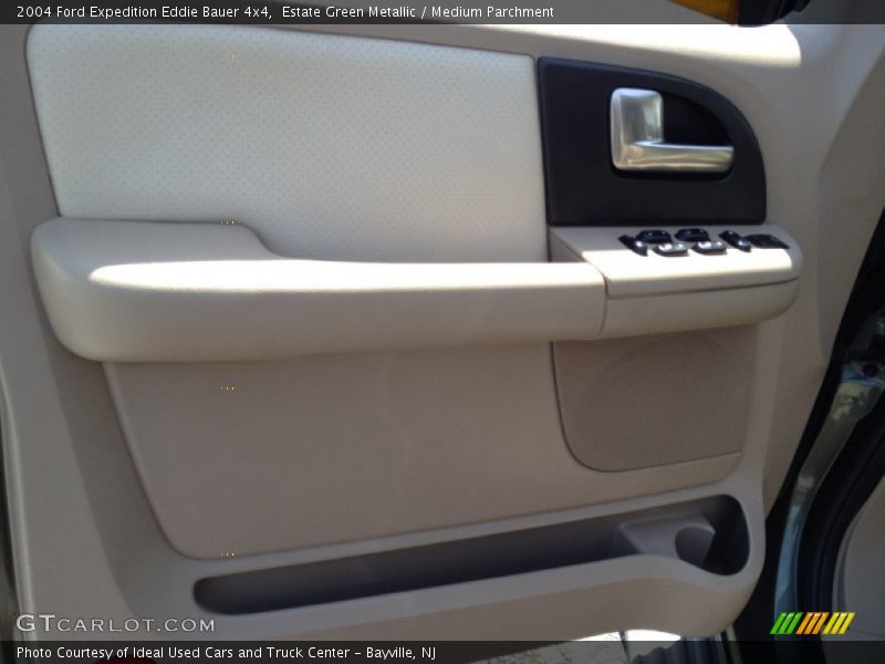 Estate Green Metallic / Medium Parchment 2004 Ford Expedition Eddie Bauer 4x4