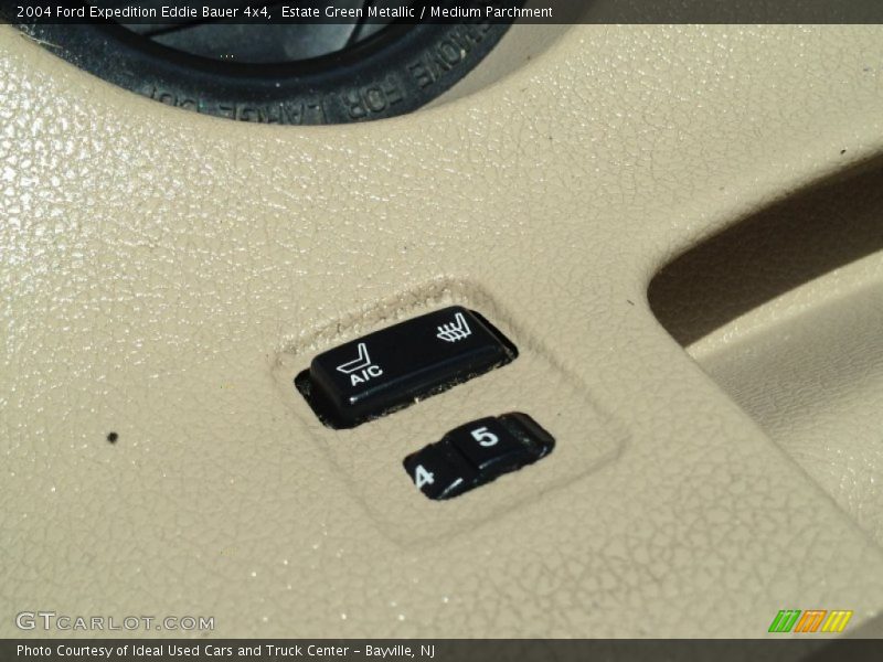 Estate Green Metallic / Medium Parchment 2004 Ford Expedition Eddie Bauer 4x4