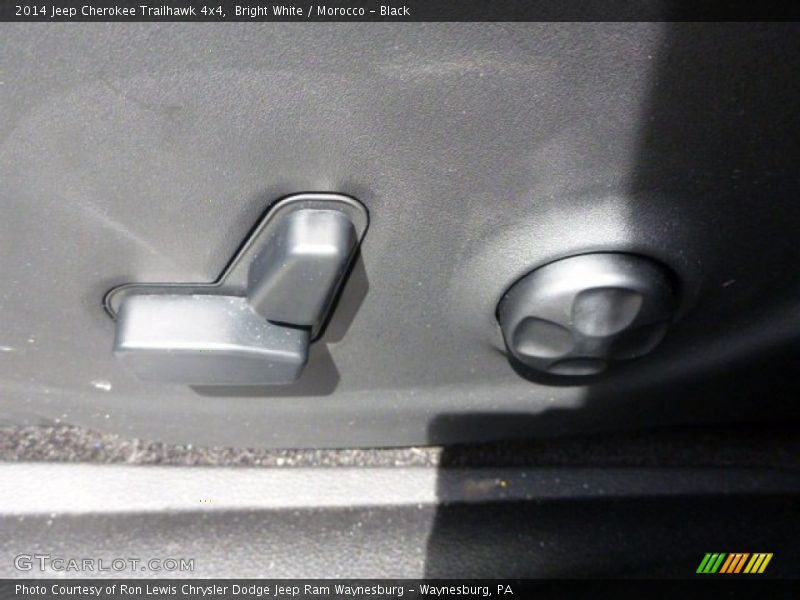Bright White / Morocco - Black 2014 Jeep Cherokee Trailhawk 4x4