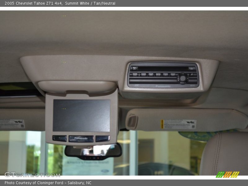 Summit White / Tan/Neutral 2005 Chevrolet Tahoe Z71 4x4