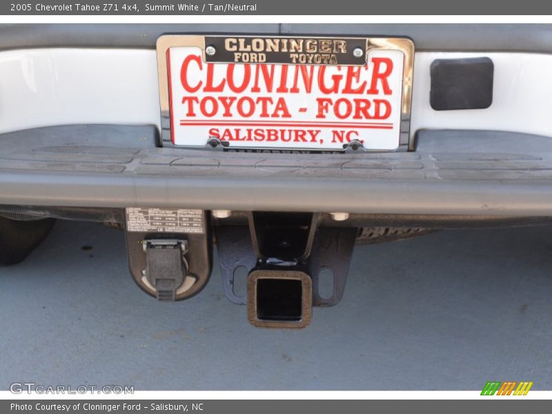 Summit White / Tan/Neutral 2005 Chevrolet Tahoe Z71 4x4