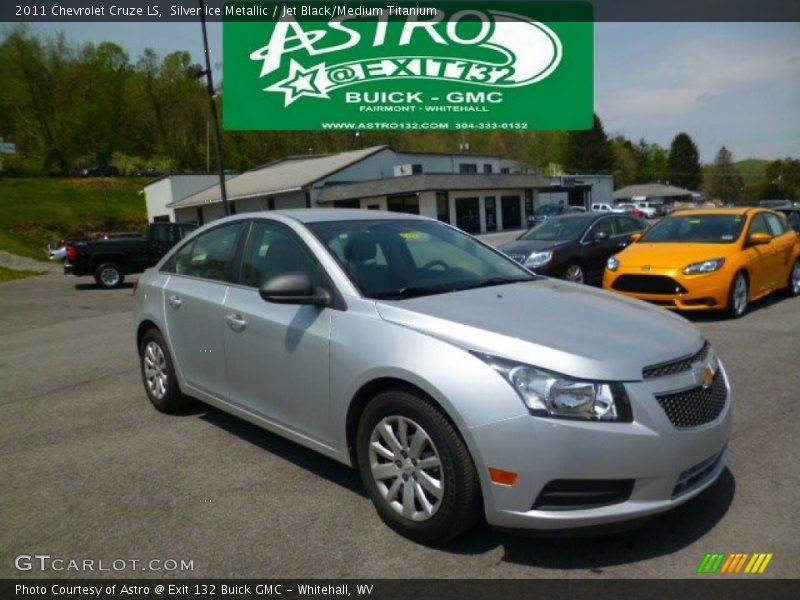 Silver Ice Metallic / Jet Black/Medium Titanium 2011 Chevrolet Cruze LS