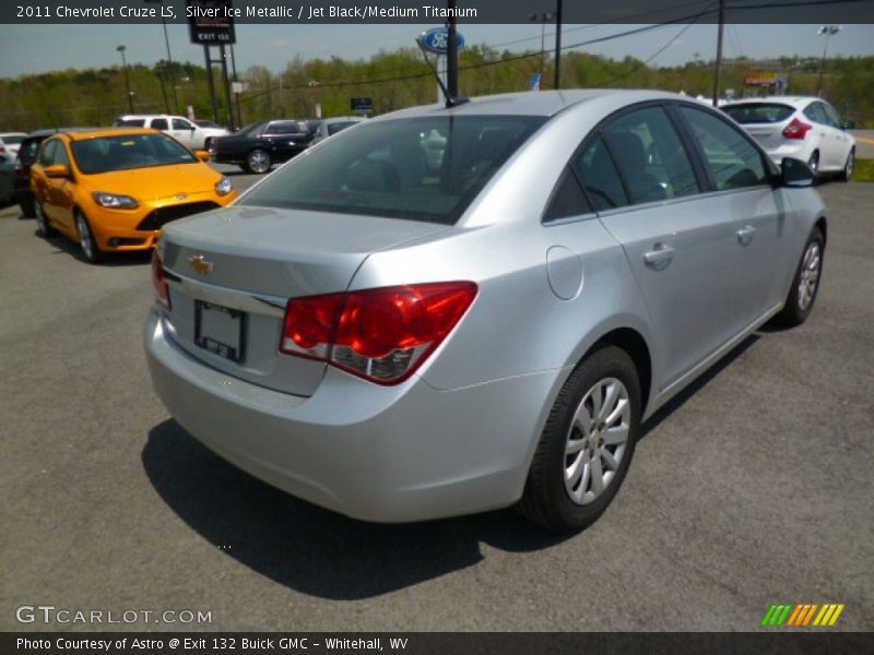Silver Ice Metallic / Jet Black/Medium Titanium 2011 Chevrolet Cruze LS