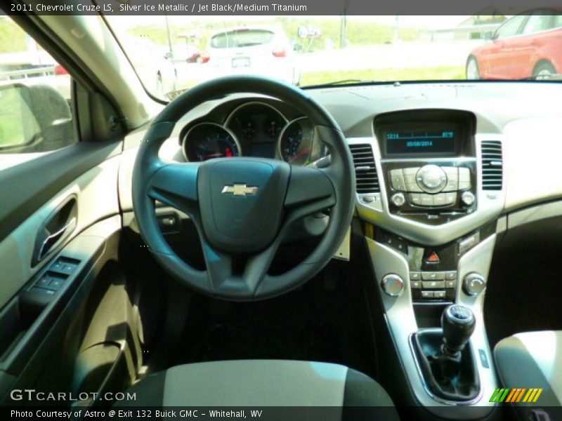 Silver Ice Metallic / Jet Black/Medium Titanium 2011 Chevrolet Cruze LS