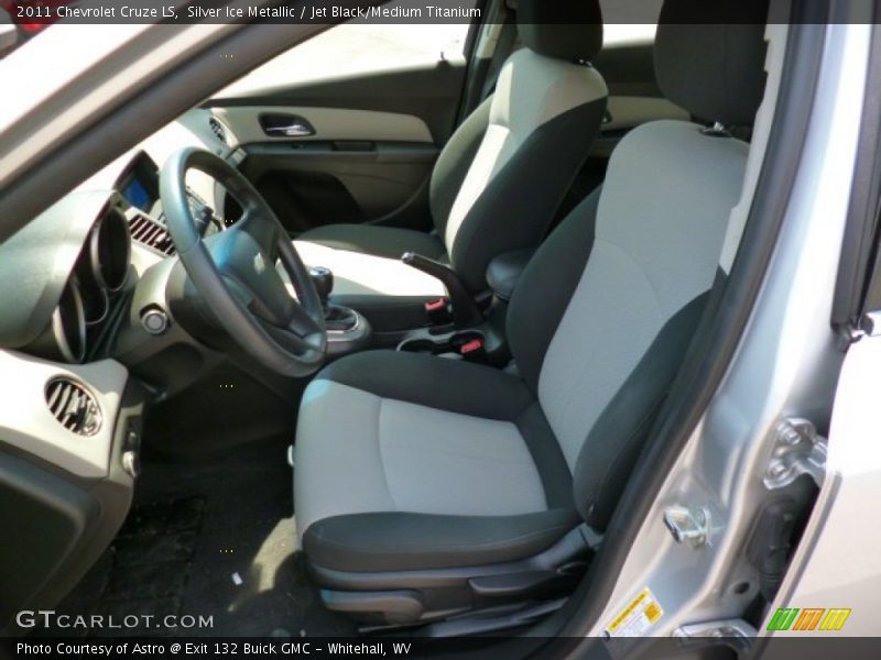 Silver Ice Metallic / Jet Black/Medium Titanium 2011 Chevrolet Cruze LS