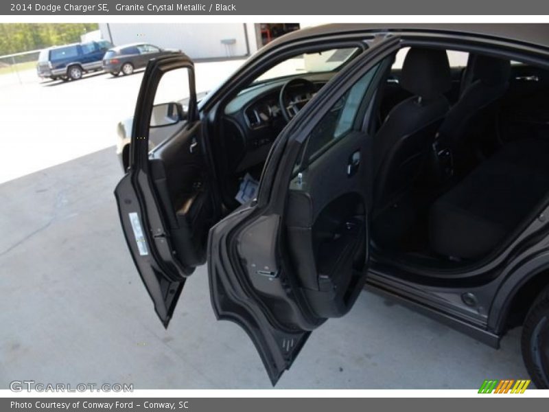 Granite Crystal Metallic / Black 2014 Dodge Charger SE