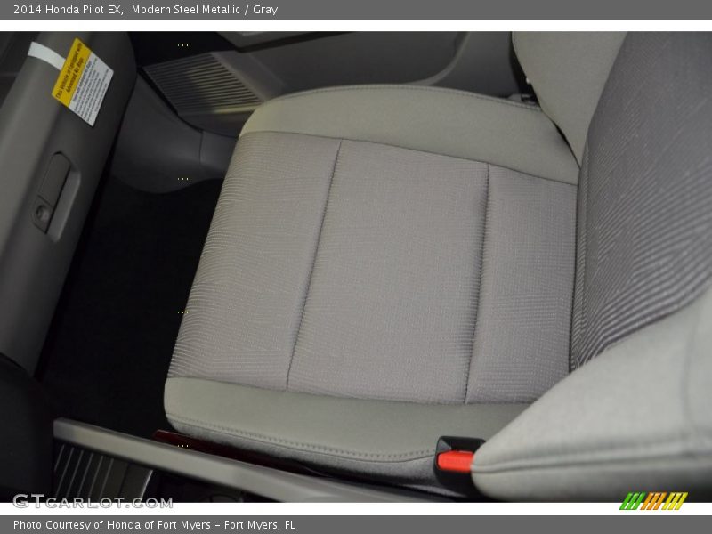 Modern Steel Metallic / Gray 2014 Honda Pilot EX