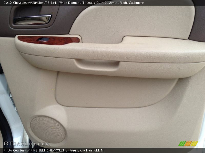 White Diamond Tricoat / Dark Cashmere/Light Cashmere 2012 Chevrolet Avalanche LTZ 4x4