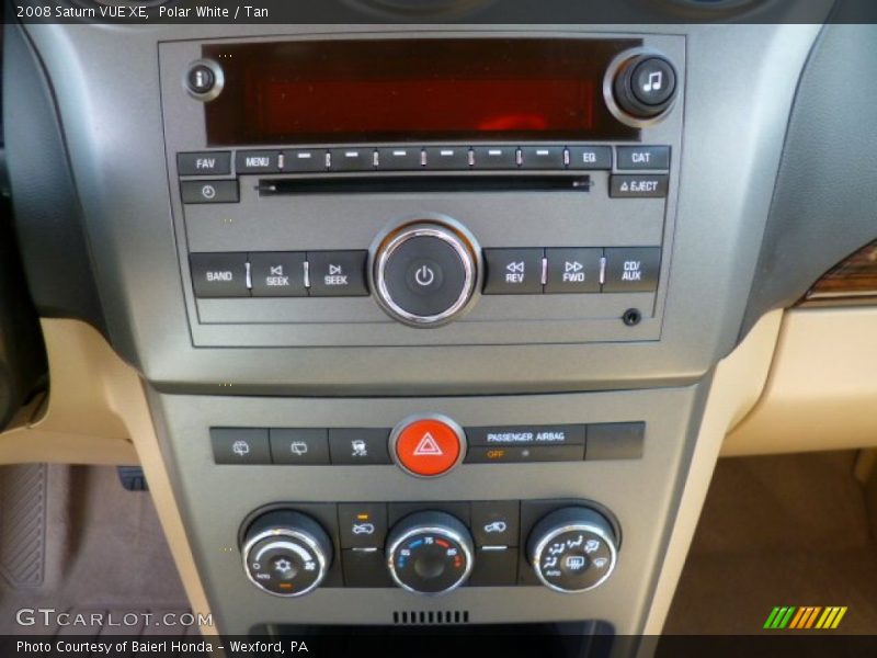 Polar White / Tan 2008 Saturn VUE XE