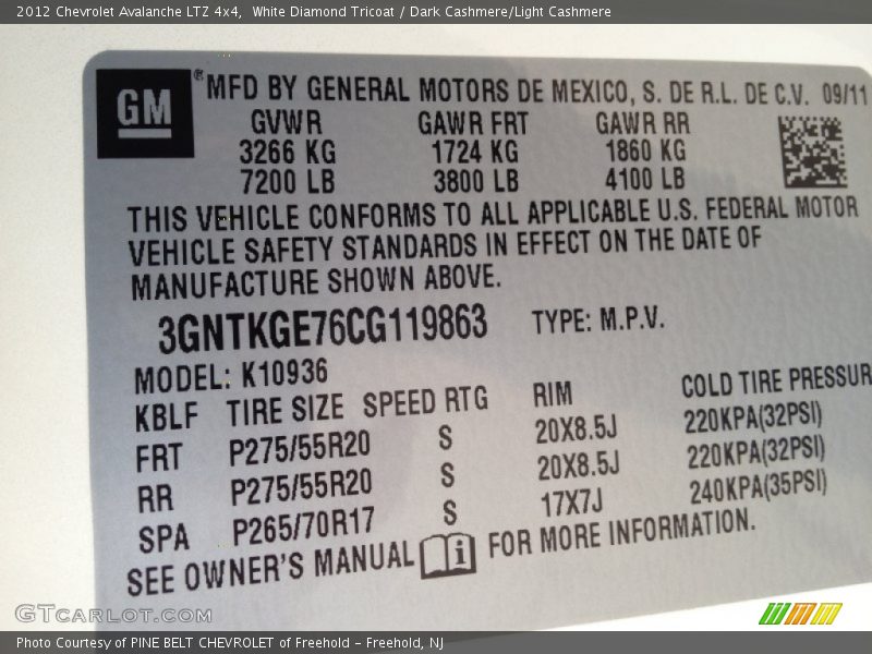 White Diamond Tricoat / Dark Cashmere/Light Cashmere 2012 Chevrolet Avalanche LTZ 4x4