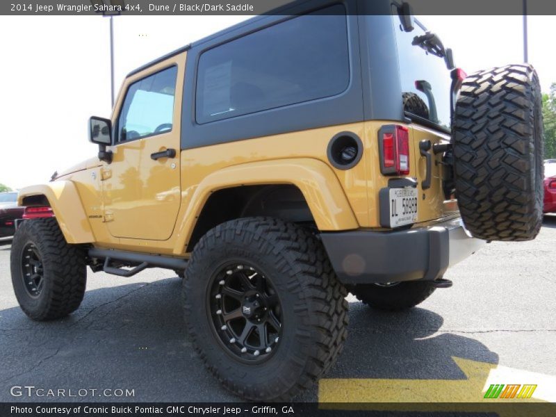 Dune / Black/Dark Saddle 2014 Jeep Wrangler Sahara 4x4