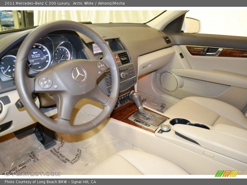 Arctic White / Almond/Mocha 2011 Mercedes-Benz C 300 Luxury