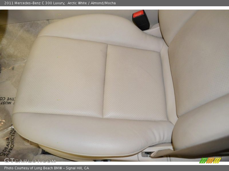 Arctic White / Almond/Mocha 2011 Mercedes-Benz C 300 Luxury